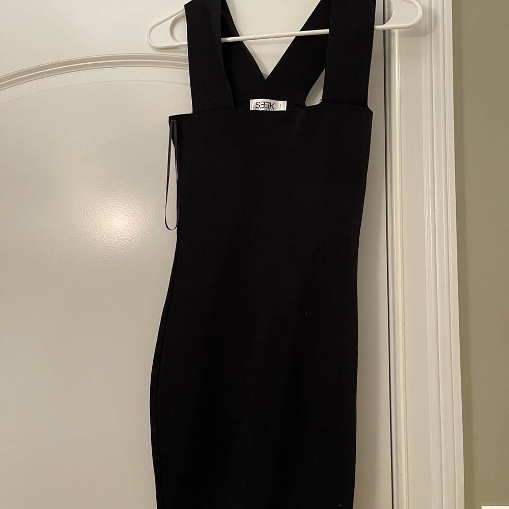 Perfect mini black dress!